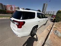 GMC Acadia